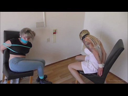 ❤️ Závislá / svázaná a s roubíkem / dáma v nesnázích ❤❌ Šukání video u cs.wassell.ru ﹏